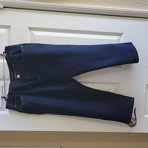Michael Kors Capri pants. Size 12